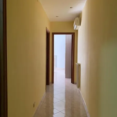 Bilocale Gallipoli In Via Udine 11, Amiciziaweb Buitenkant foto